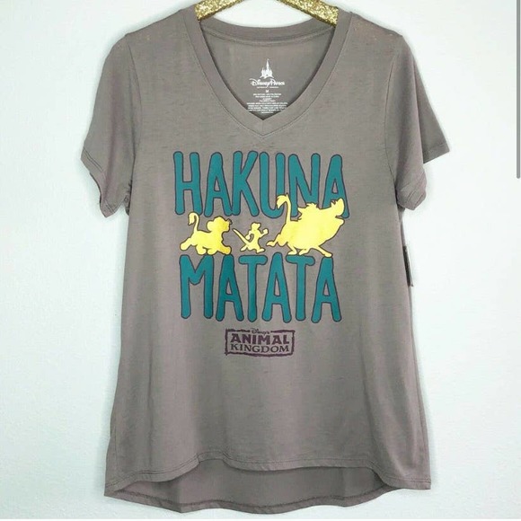 Disney Parks Animal Kingdom Hakuna Matata V-Neck T Shirt Medium New - Picture 2 of 9